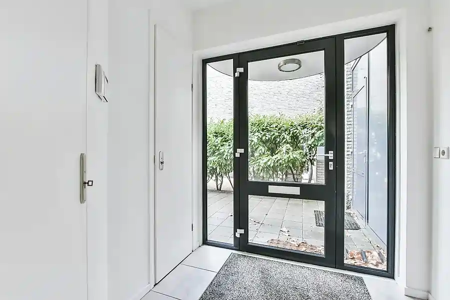 Best Fiberglass Door Repair in High River